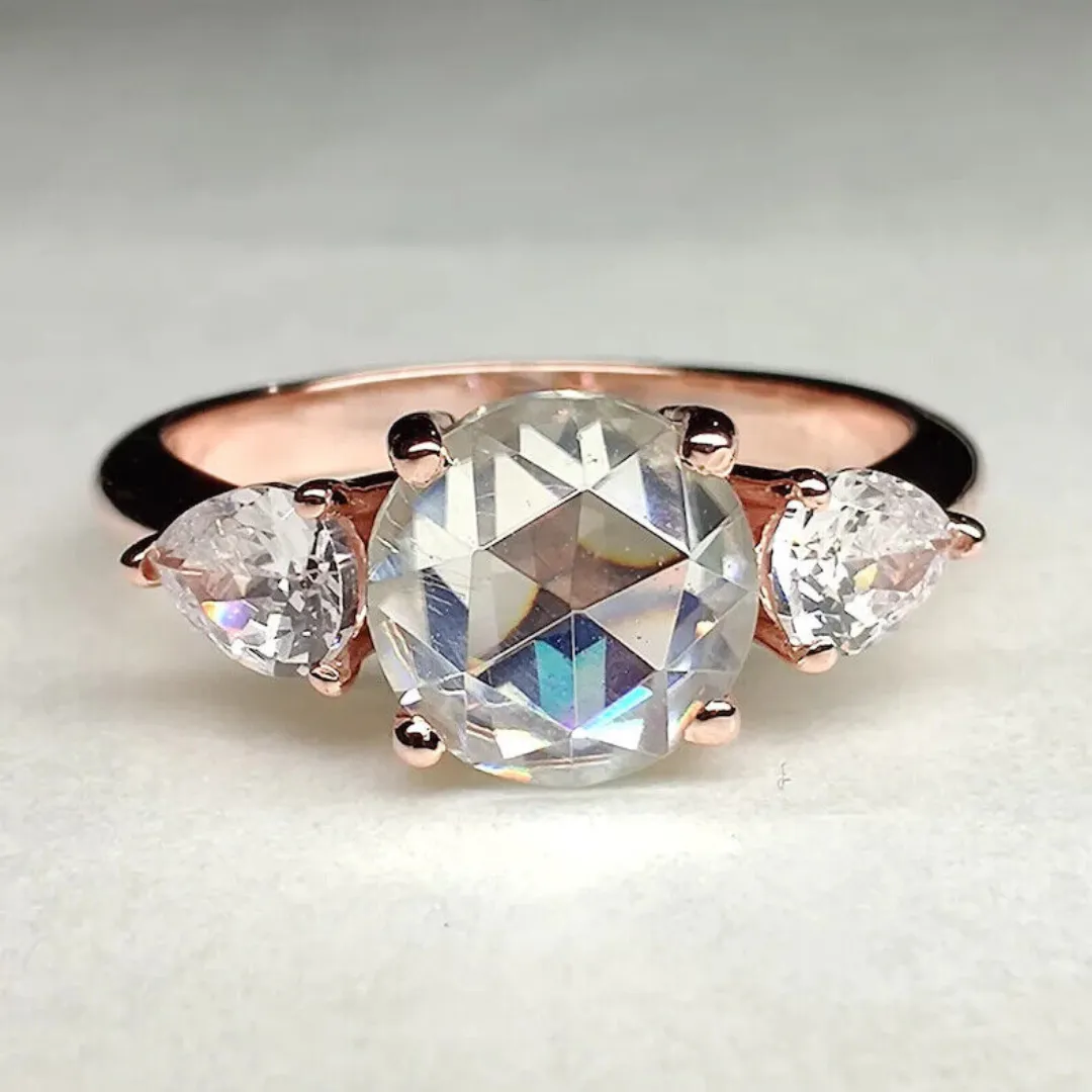 /public/photos/live/3 stone (1).webp